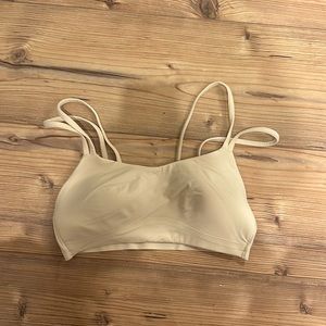 Lululemon sports bra - size 4